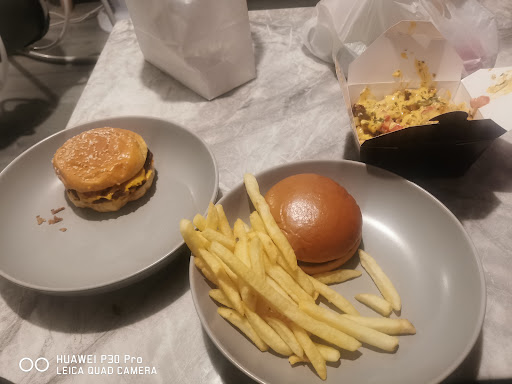 Photo of Mad Cook - 190 Evington Rd, Leicester LE2 1HN