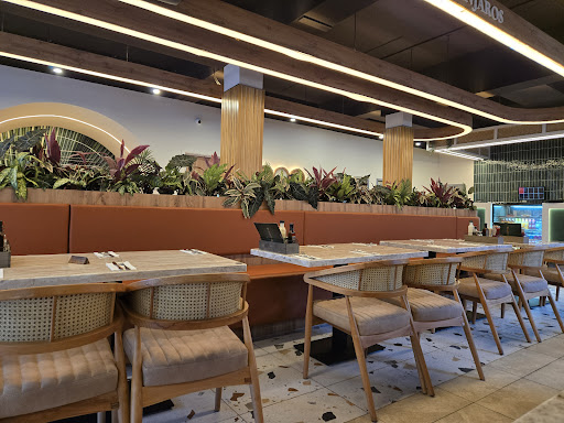 Photo of Manjaros Restaurant Leicester - 94A London Rd, Leicester LE2 0QS