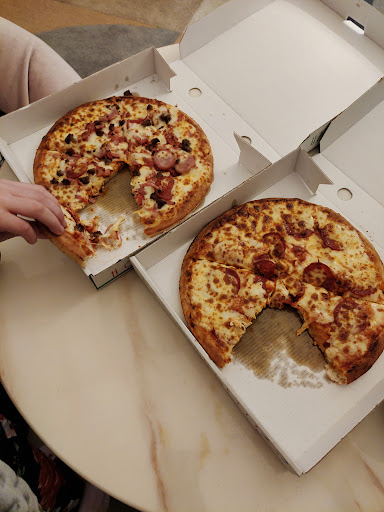 Photo of Queens Pizza - 69 Leicester Rd, Wigston LE18 1NR