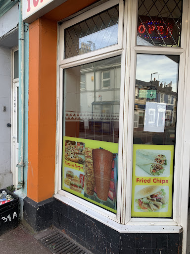 Photo of Yummies kebab and pizza house - 137 Babbacombe Rd, Babbacombe, Torquay TQ1 3SU