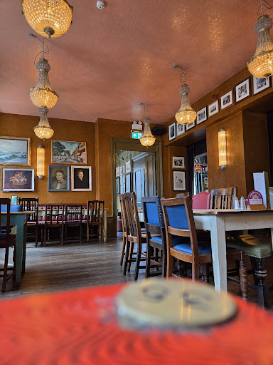 Photo of Palacio Lounge - The Moor, Falmouth TR11 3QA