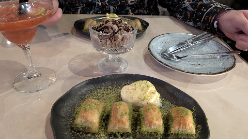 Photo of Reina Kitchen - 11/12 Market Rd, Chichester PO19 1JW