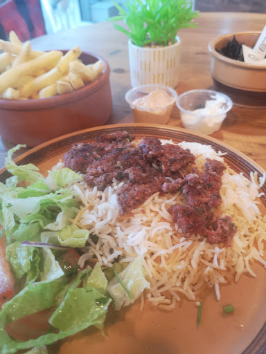 Photo of Yellow Stone (Shepperton) - 47 High St, Shepperton TW17 9AA