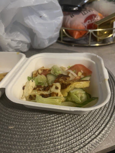 Photo of Yellow Stone (Shepperton) - 47 High St, Shepperton TW17 9AA