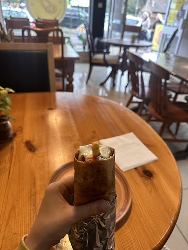 Photo of Yellow Stone (Shepperton) - 47 High St, Shepperton TW17 9AA