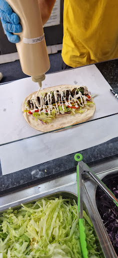 Photo of Yellow Stone (Shepperton) - 47 High St, Shepperton TW17 9AA