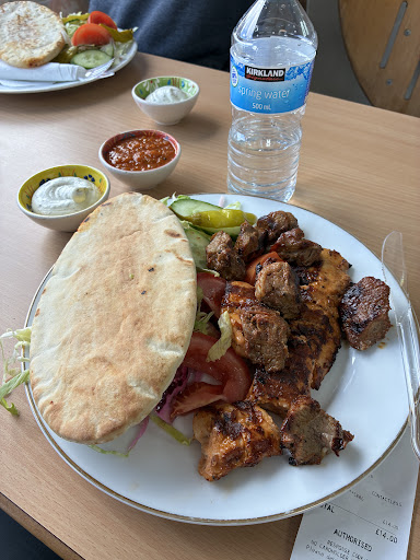 Photo of GOLDEN KEBAB HOUSE - 12 Queens Rd, North Camp, Farnborough GU14 6DN