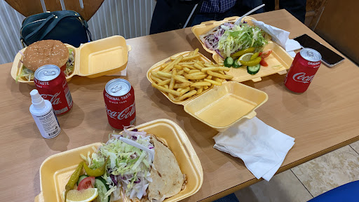 Photo of GOLDEN KEBAB HOUSE - 12 Queens Rd, North Camp, Farnborough GU14 6DN