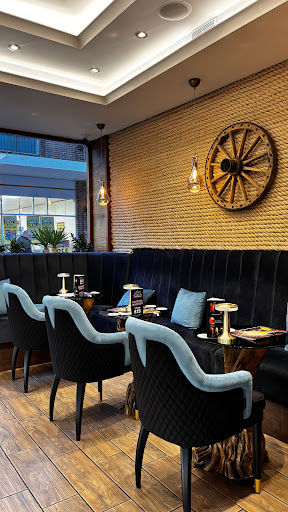 Photo of SUNSHINE MEZE, BBQ, WINE & COCKTAIL BAR - 35-39 High St, Hythe CT21 5AD