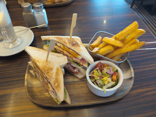 Photo of The White Hart Restaurant & Newmarket Bar - 3-5 Tolbooth St, Forres IV36 1PH