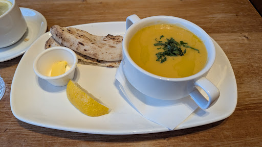 Photo of La Le Turkish Mediterranean restaurant - 106-110 Academy St, Inverness IV1 1LX