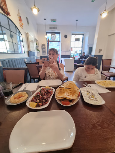 Photo of Tweed Family Kebab & Pizza - 52 Horsemarket, Kelso TD5 7AE