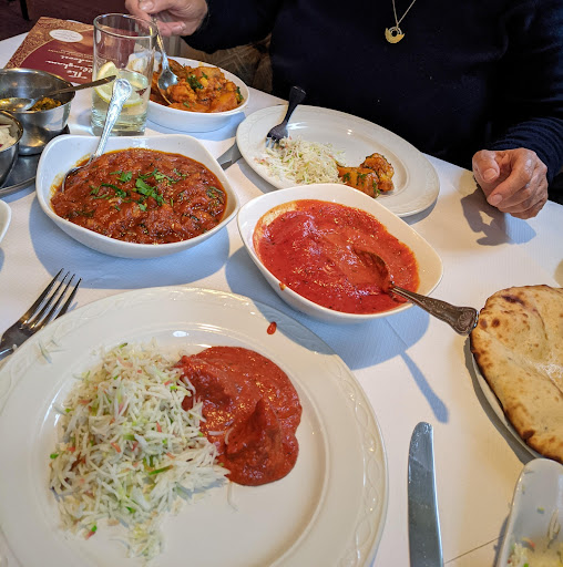 Photo of Gillingham Tandoori - The Square, Gillingham SP8 4AY