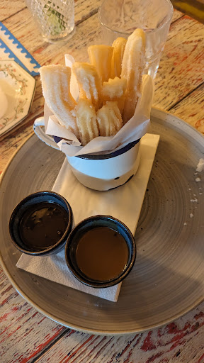 Photo of Fondo Lounge - 107 High St, Street BA16 0EY