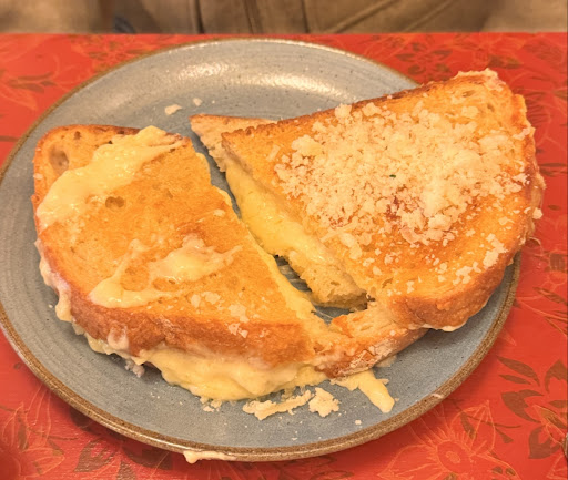 Photo of Fondo Lounge - 107 High St, Street BA16 0EY