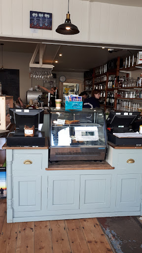 Photo of Hundred Monkeys Cafe - 52 High St, Glastonbury BA6 9DY