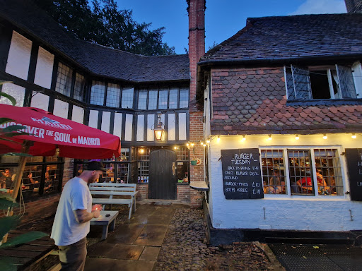 Photo of The White Hart - Petworth Rd, Witley, Godalming GU8 5PH