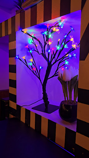 Photo of Wolf Lounge - 242 Bennett's Castle Ln, Dagenham RM8 3UU