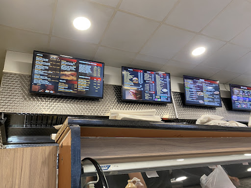 Photo of Lee Kebab & Pizza House - 3, Flower Buildings, Marine Parade E, Lee-on-the-Solent PO13 9LB