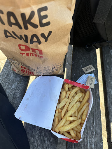 Photo of Munchies Peri Peri - Gravesend - 71 New Rd, Gravesend DA11 0AE