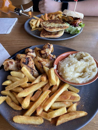 Photo of Nando's Nottingham - Giltbrook - Unit 20, Giltbrook Shopping Park, Ikea Way, Giltbrook, Nottingham NG16 2RP