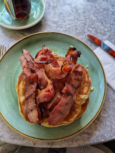 Photo of Bill's Eastbourne Restaurant - 153 Terminus Rd, Eastbourne BN21 3NU