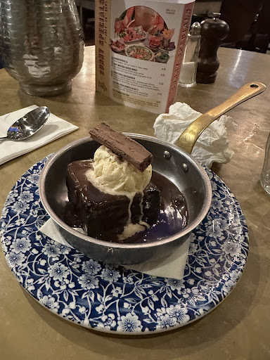 Photo of Bill's Eastbourne Restaurant - 153 Terminus Rd, Eastbourne BN21 3NU