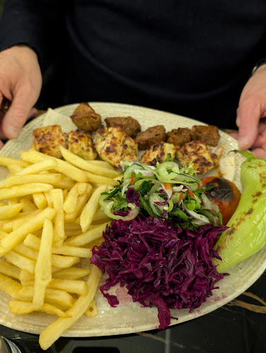 Photo of Fresh & Grill Kitchen - 25 Langney Rd, Eastbourne BN21 3QA