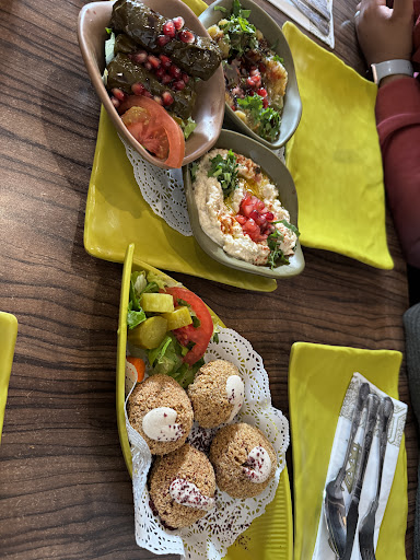 Photo of Abu Zaad Shepherd’s Bush - 29 Uxbridge Rd, London W12 8LH