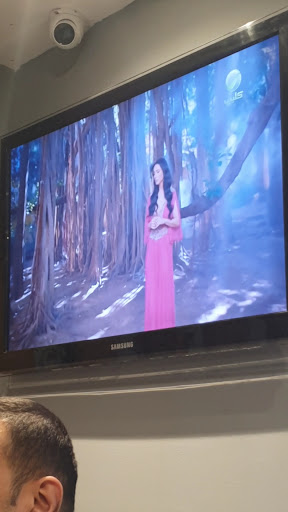 Photo of Lebanese Taverna Express - 40 Fulham Palace Rd, London W6 9PH