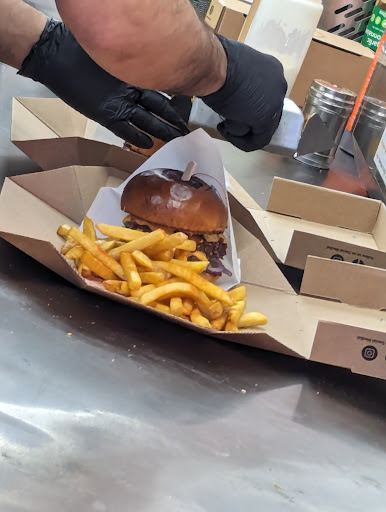 Photo of Burger 8 Birtley - 13, Arndale Houses, 13 Durham Rd, Birtley, Chester-le-Street DH3 2PG