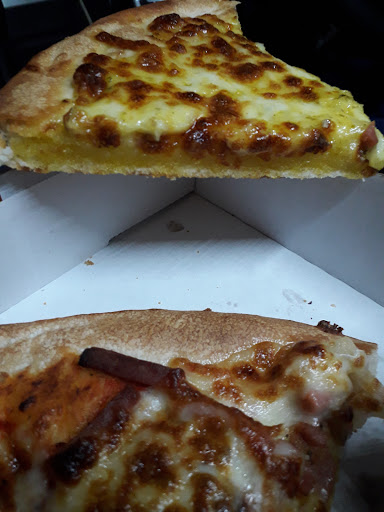 Photo of Low Fell Pizza &grill house - 8A Beaconsfield Rd, Low Fell, Gateshead NE9 5EU