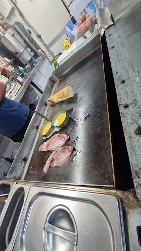 Photo of FULL MONTY Burger van enfield - 57 Stockingswater Ln, Enfield EN3 7XA