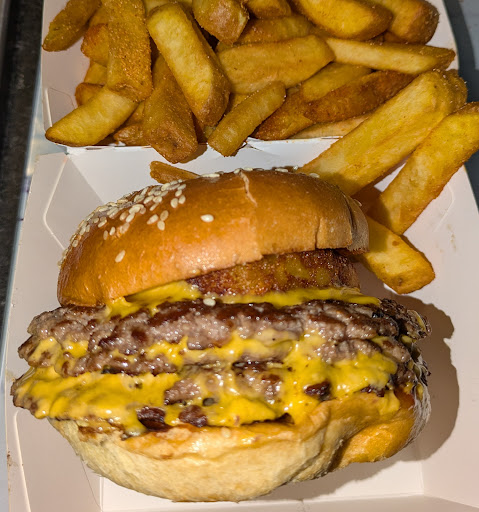 Photo of Mete's Smash Burger - 50 Market St, Holyhead LL65 1UN