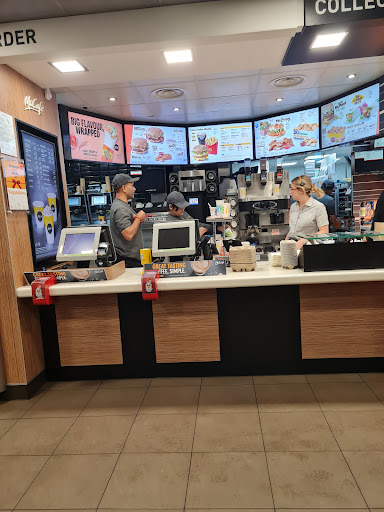 Photo of McDonald's - Ring Rd N, Horley, Gatwick RH6 0NN