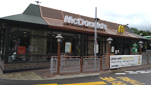 Photo of McDonald's - Ring Rd N, Horley, Gatwick RH6 0NN