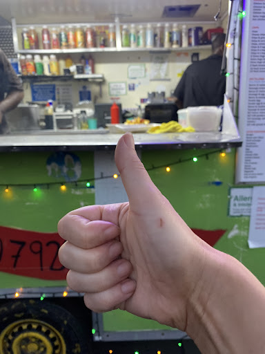 Photo of Charlie’s Burger Van - Three Bridges Station, Haslett Ave E, Three Bridges, Crawley RH10 1LY