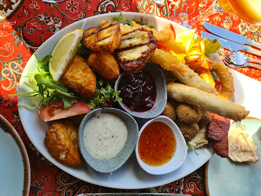 Photo of Turkuaz Restaurant Crawley - 45, 47 High St, Crawley RH10 1BQ