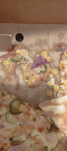 Photo of Farm Pizza (Woking) - 14 High St, Woking GU21 6BW