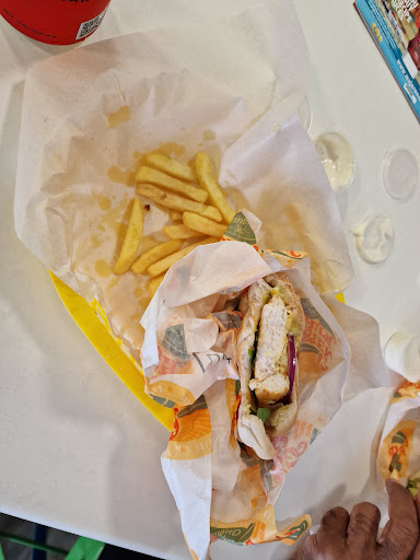 Photo of Rooster Shack Woking - 32 Maybury Hill, Woking GU22 8AL