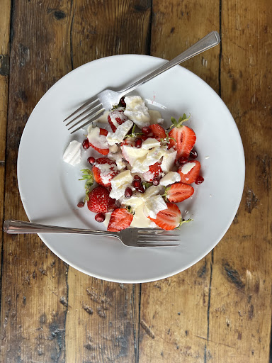 Photo of Pasha Chobham Turkish Cafe & Bistro - 13 High St, Chobham, Woking GU24 8AD