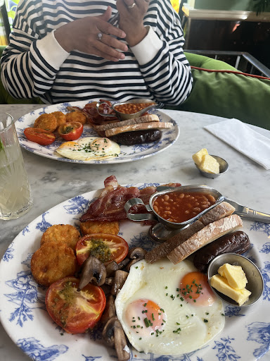 Photo of Bill's Horsham Restaurant - Market Square, Horsham RH12 1EU