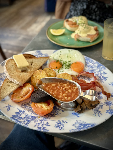 Photo of Bill's Horsham Restaurant - Market Square, Horsham RH12 1EU