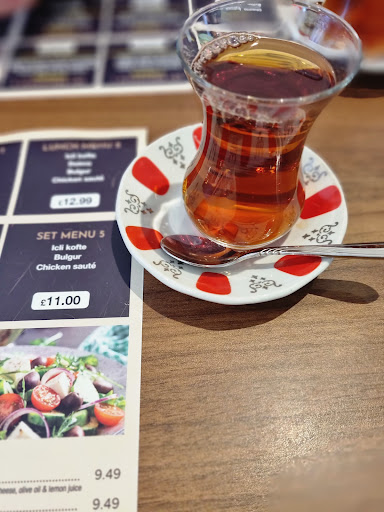 Photo of Artelesi | Horsham - 27 East St, Horsham RH12 1HH