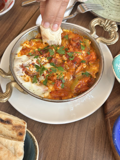 Photo of Artelesi | Horsham - 27 East St, Horsham RH12 1HH