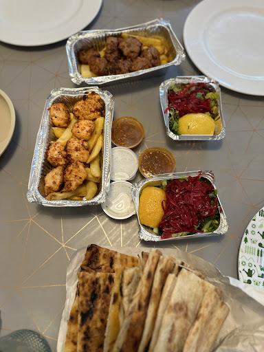 Photo of Izmir Bar and Grill - 5, 5A East St, Horsham RH12 1HH