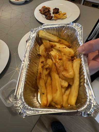 Photo of Izmir Bar and Grill - 5, 5A East St, Horsham RH12 1HH