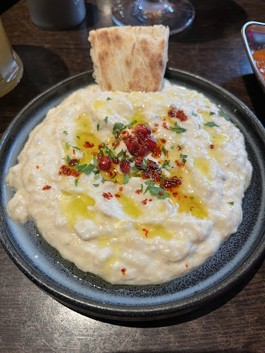 Photo of Izmir Bar and Grill - 5, 5A East St, Horsham RH12 1HH