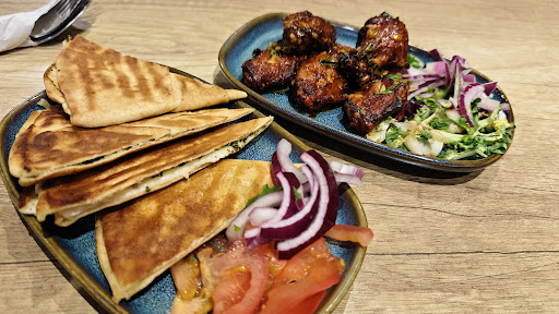 Photo of Almoosh Arabic restaurant - 8 Western Rd, Brighton and Hove, Hove BN3 1AE