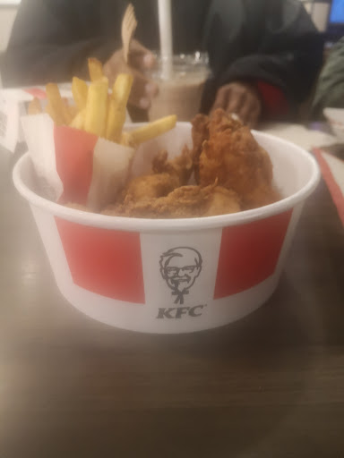 Photo of KFC - Eastbrook Rd, Gloucester GL4 3DB